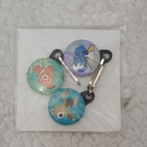 Disney Finding Nemo Zipper Pulls